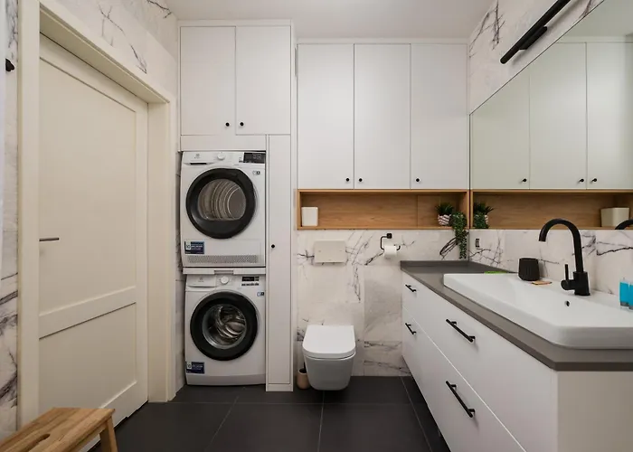 Apartment Metro Ursynow Superior By Bookinghost *