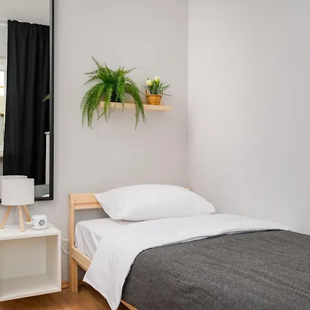 Metro Ursynów Superior By Bookinghost Apartamento Varsóvia