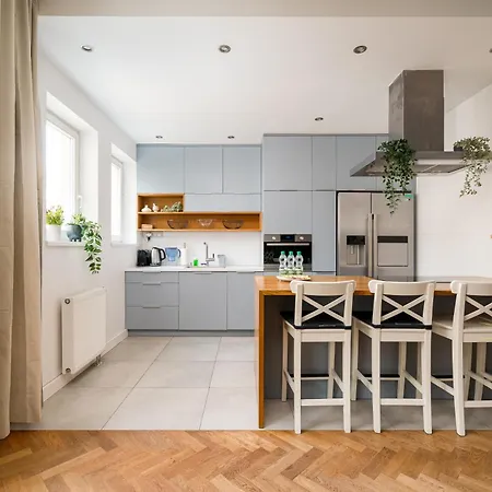 Metro Ursynow Superior By Bookinghost Appartement Varsovie