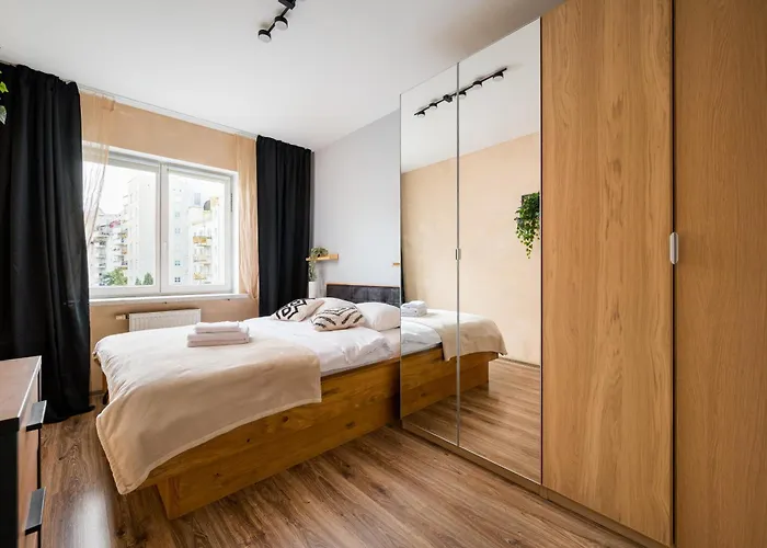 Metro Ursynow Superior By Bookinghost وارسو